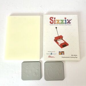 NWT & Used Sizzix Replacement Cutting Pads & Sizzlets Dies Lot –Original Machine